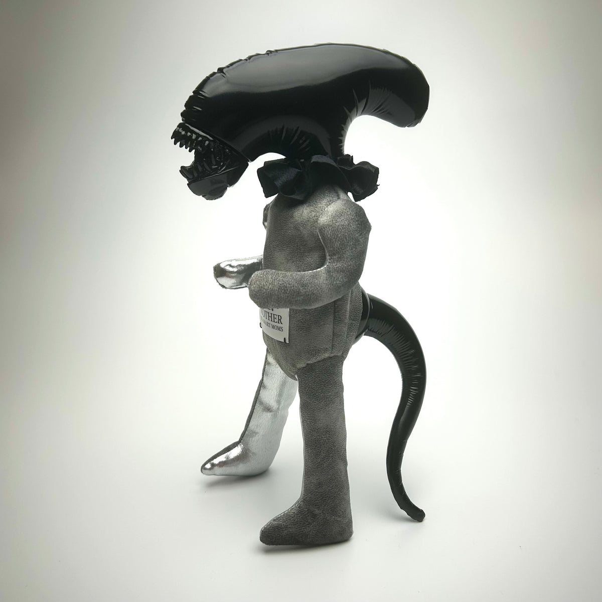 A.I. mother Alien_black – SIDE KIK